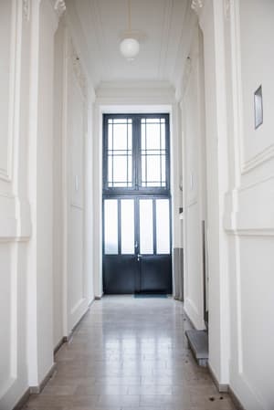 thumbnail: Property entrance