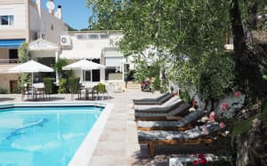thumbnail: Outdoor pool