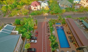 thumbnail: Exterior