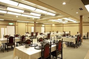 thumbnail: Dining