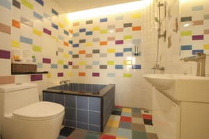 thumbnail: Bathroom shower