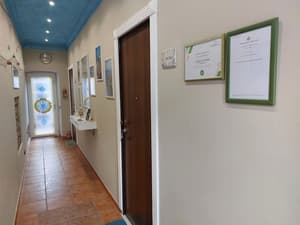 thumbnail: Interior