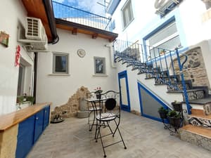 thumbnail: Terrace/patio