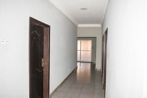 thumbnail: Hallway