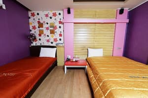 thumbnail: Room