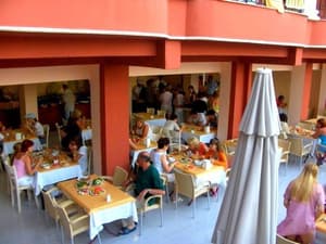 thumbnail: Restaurant