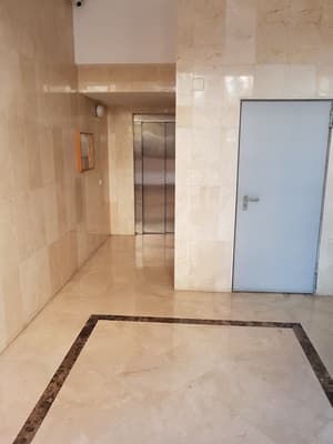 thumbnail: Hallway