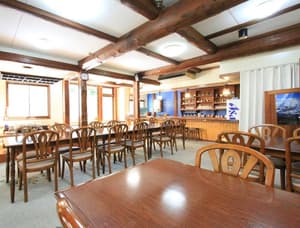 thumbnail: Restaurant