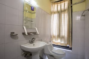 thumbnail: Bathroom sink