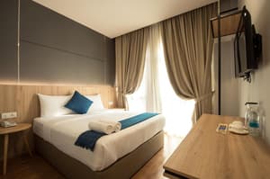 thumbnail: Room