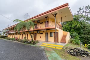 thumbnail: Exterior