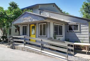 thumbnail: Exterior