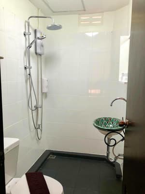 thumbnail: Bathroom