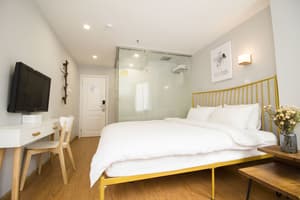 thumbnail: Room