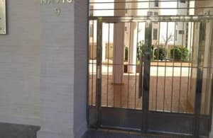 thumbnail: Interior entrance