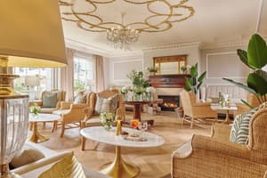 thumbnail: Interior detail
