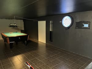 thumbnail: Game room