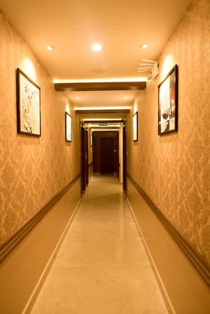 thumbnail: Hallway