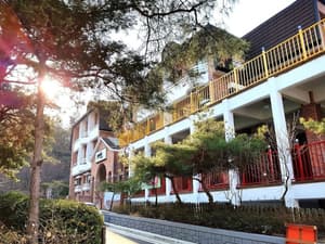 thumbnail: Exterior