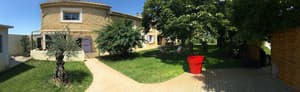 thumbnail: Front of property