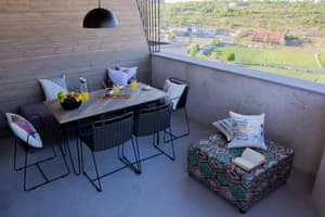 thumbnail: Terrace/patio