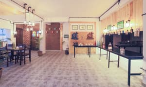 thumbnail: Dining