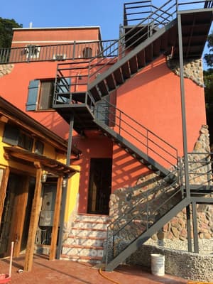thumbnail: Exterior