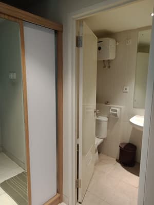 thumbnail: Bathroom