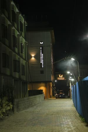 thumbnail: Parking