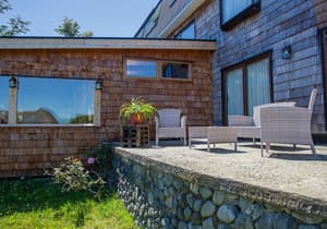 thumbnail: Terrace/patio