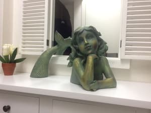 thumbnail: Interior detail