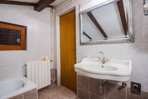 thumbnail: Bathroom sink