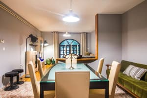 thumbnail: In-room dining