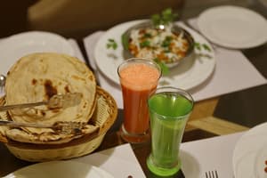 thumbnail: Dining