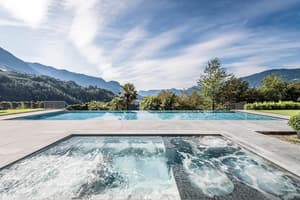 thumbnail: Pool