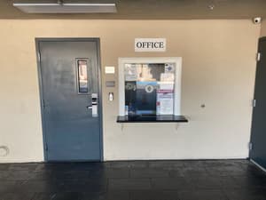 thumbnail: Reception