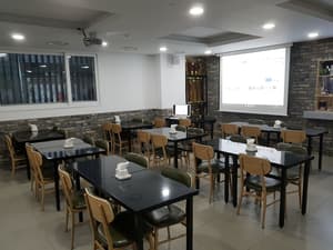 thumbnail: Reception