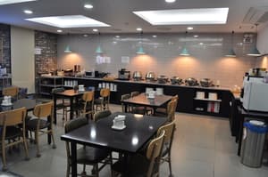 thumbnail: Restaurant