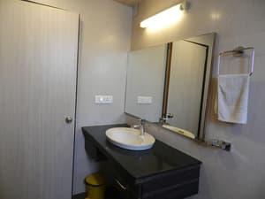 thumbnail: Bathroom sink