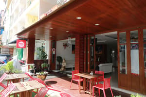 thumbnail: Restaurant