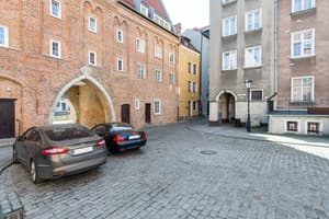 thumbnail: Front of property