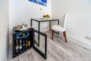 thumbnail: Minibar