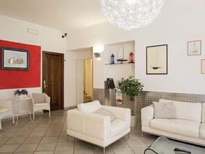 thumbnail: General view