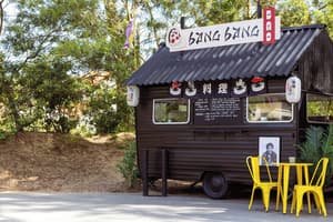 thumbnail: Outdoor dining