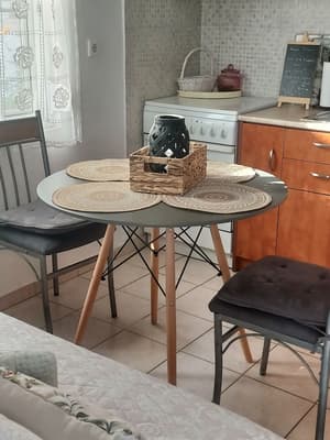 thumbnail: Living area