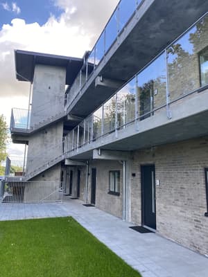 thumbnail: Exterior