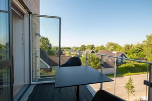 thumbnail: Balcony