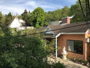 thumbnail: Front of property