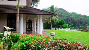thumbnail: Exterior