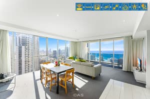 thumbnail: Dining room